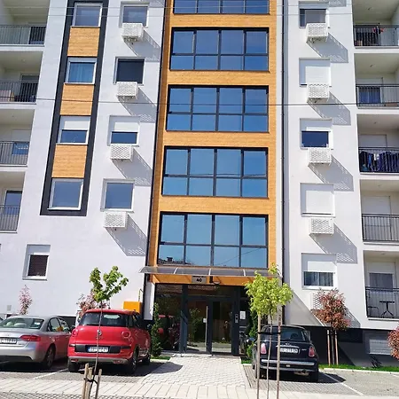 Cvijetic * Σουμπότικα